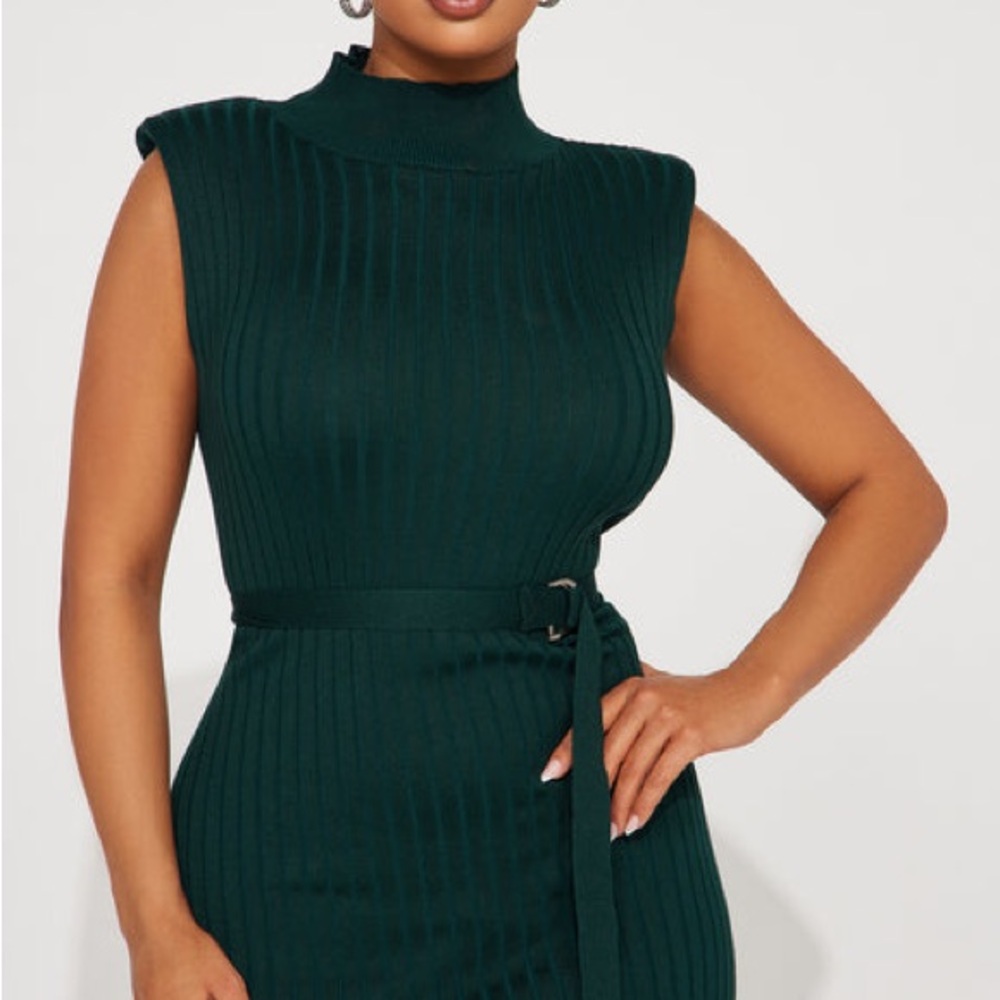 NWOT / Fashion Nova Olive Green Jane Mock Neck Midi Dress (size : S ) - Picture 3 of 8